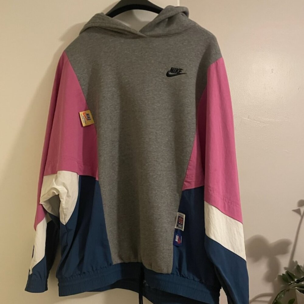 Vintage Nike hoodie